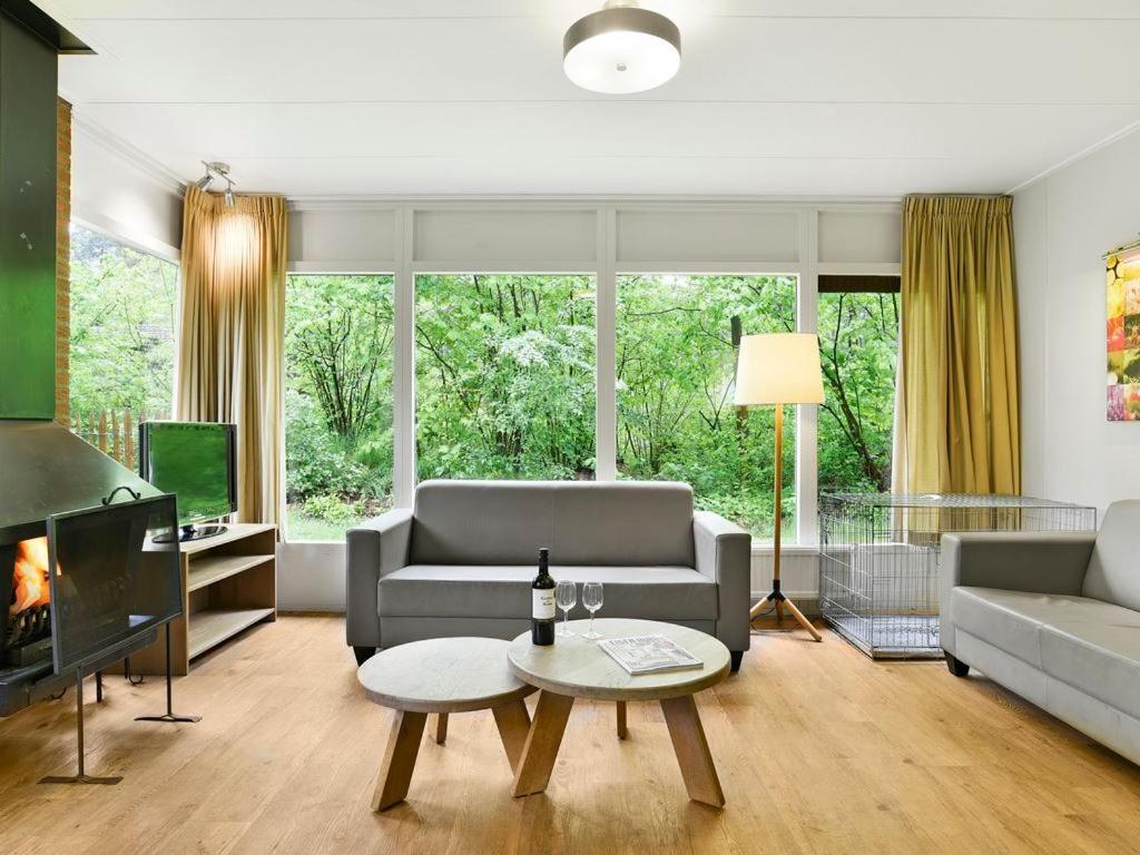 Comfort 6-Person Dog Bungalow In The Holiday Park Landal Heideheuvel Beekbergen Eksteriør bilde