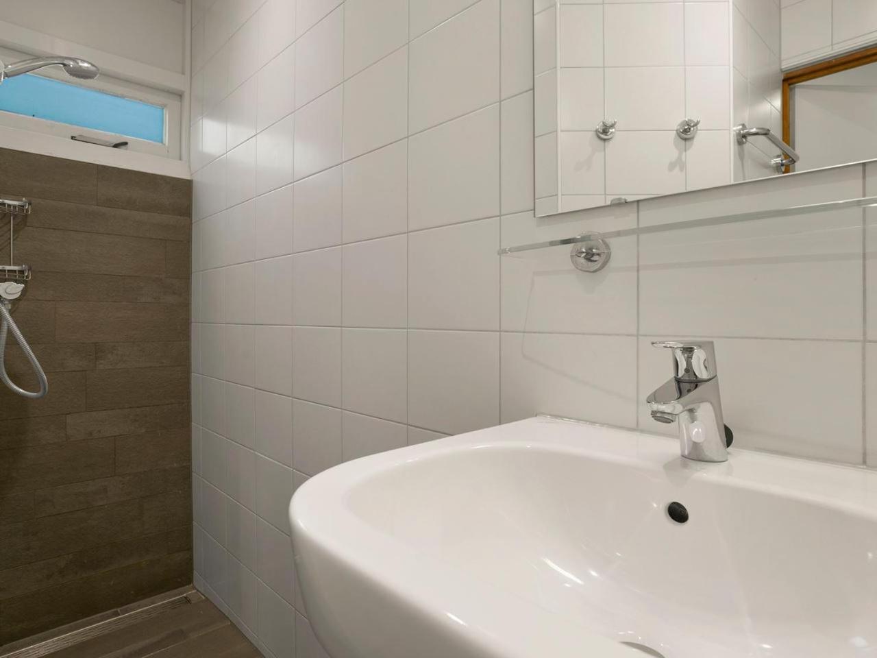 Comfort 6-Person Dog Bungalow In The Holiday Park Landal Heideheuvel Beekbergen Rom bilde