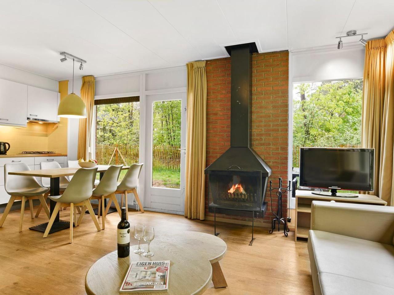 Comfort 6-Person Dog Bungalow In The Holiday Park Landal Heideheuvel Beekbergen Eksteriør bilde